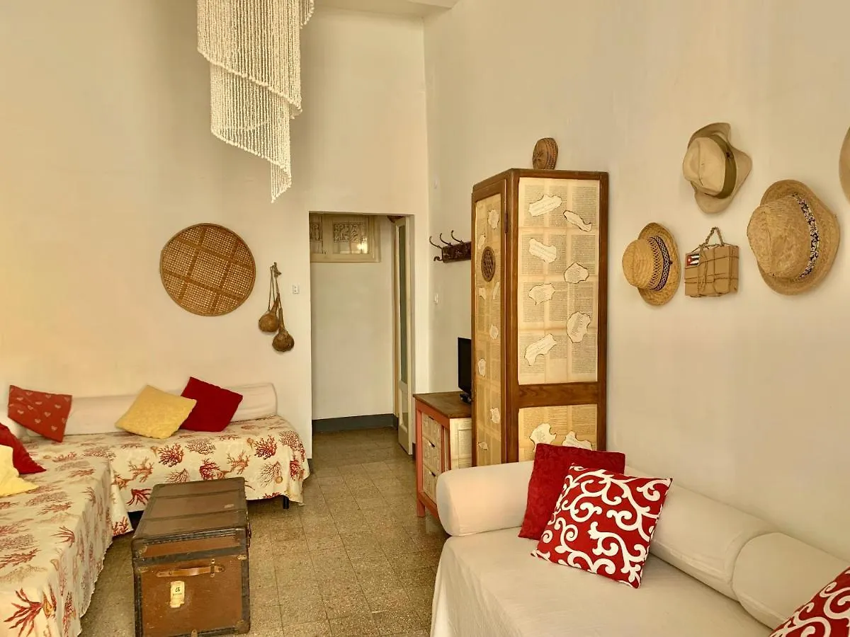 Historic Building By The Sea Apartment Finale Ligure