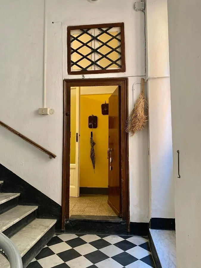 Historic Building By The Sea Apartment Finale Ligure